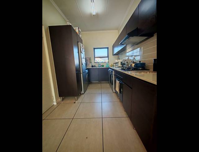 2 BEDROOM APARTMENT TO LET IN GREENSTONE HILL